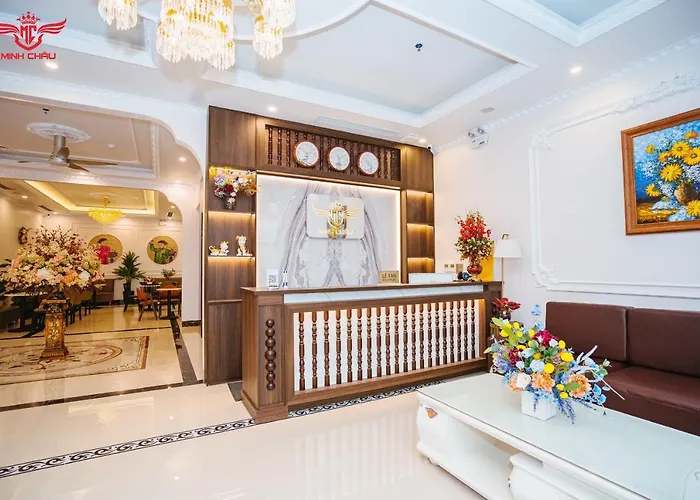 Minh Chau Hotel&coffee Khách sạn Hạ Long