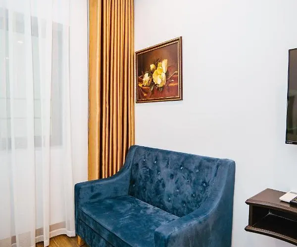 Khách sạn Minh Chau Hotel&coffee Hạ Long