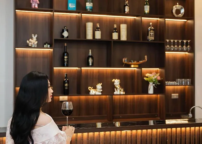 Khách sạn Minh Chau Hotel&coffee Hạ Long