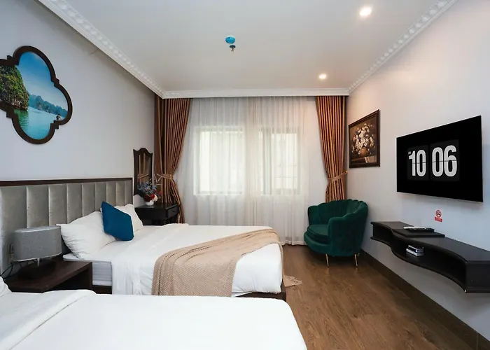 Minh Chau Hotel&coffee Khách sạn Hạ Long