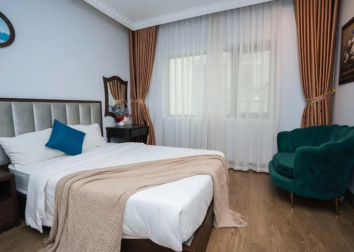 Khách sạn Minh Chau Hotel&coffee Hạ Long